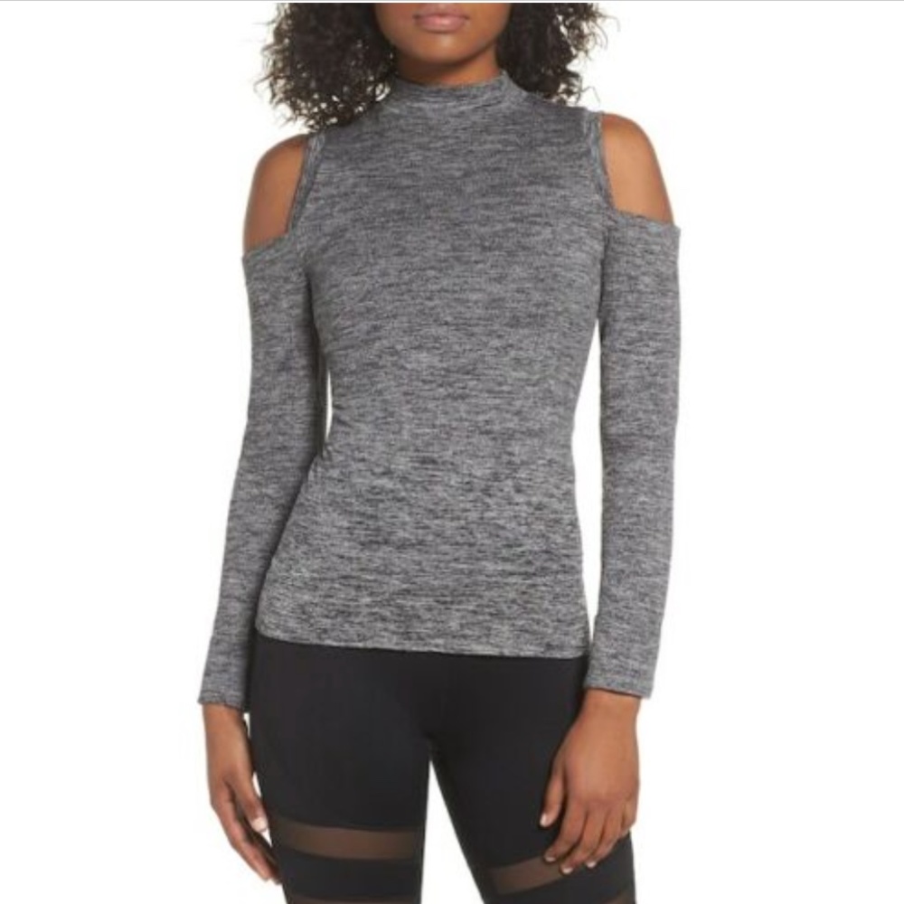 Zella Seamless Cold Shoulder Top Small Worn Once
